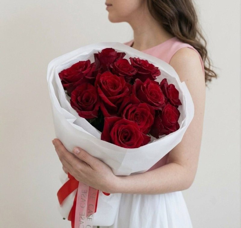 Моно-букет из красных роз